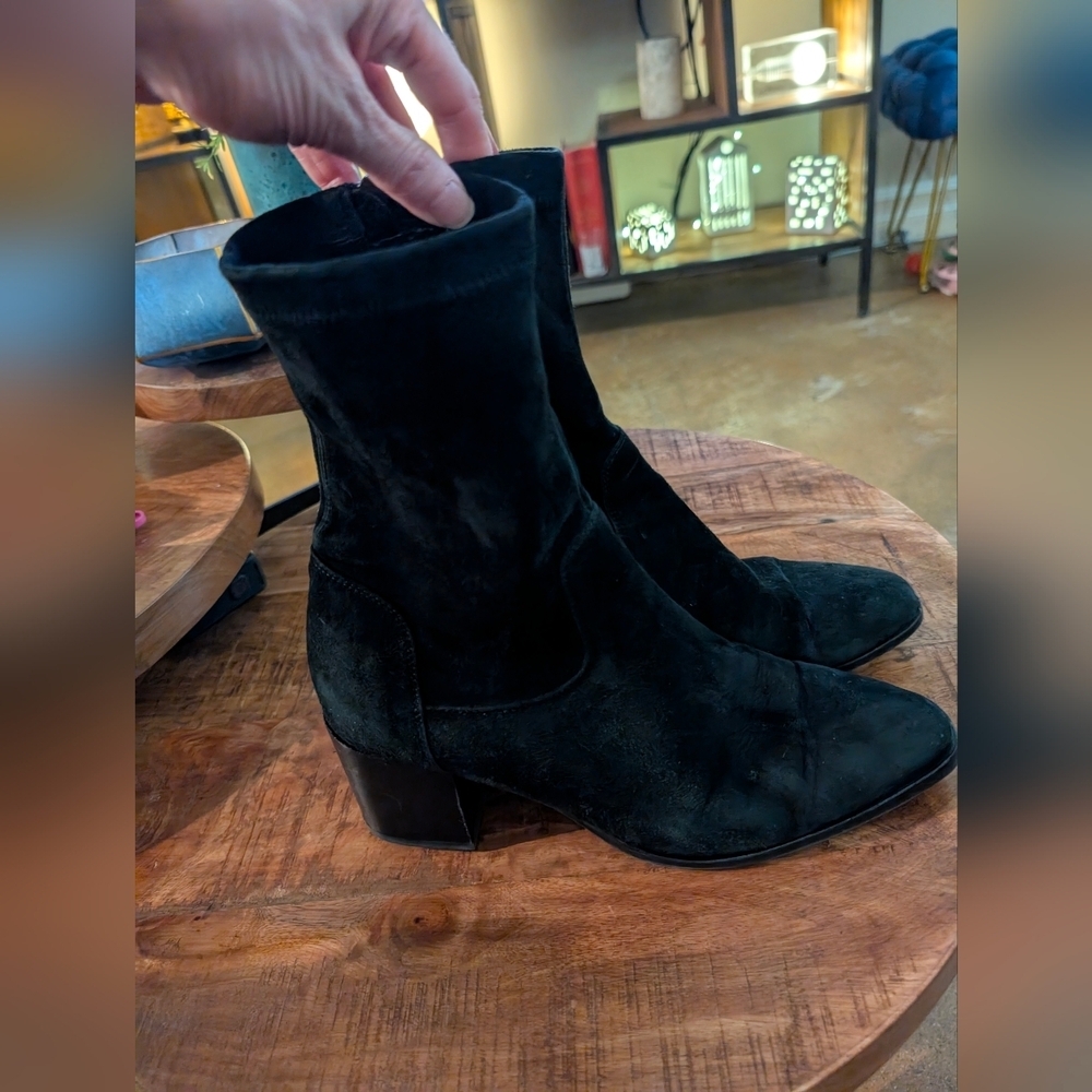 Aquatalia Tilly Weatherproof Bootie, black suede, size 9 - Picture 11 of 16